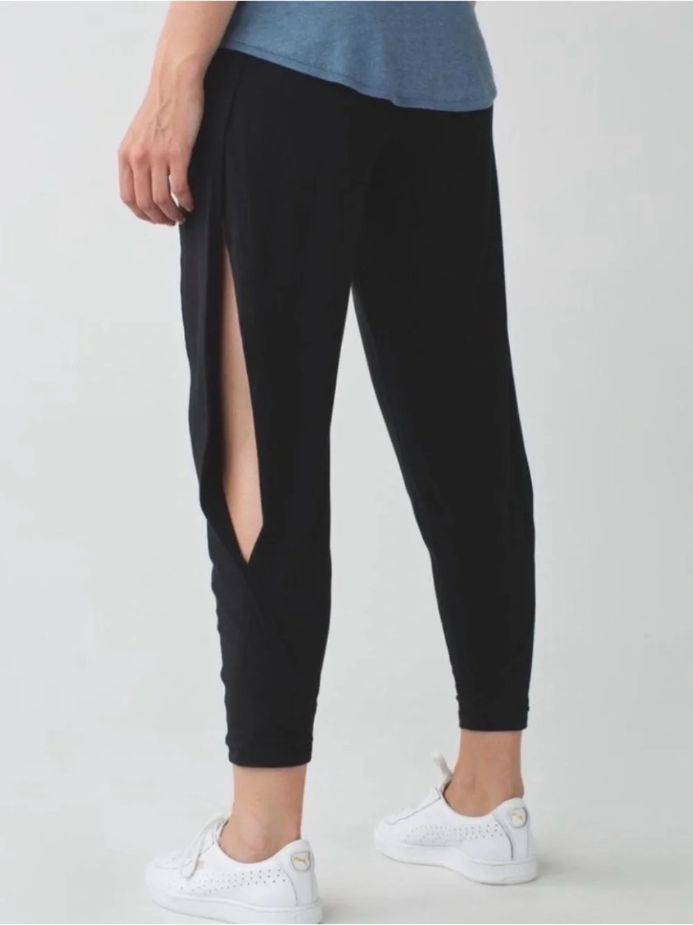 Lululemon Superb Pant Size 4 Black Rare Discontinued Vitasea Wrap Hem Yoga Pant